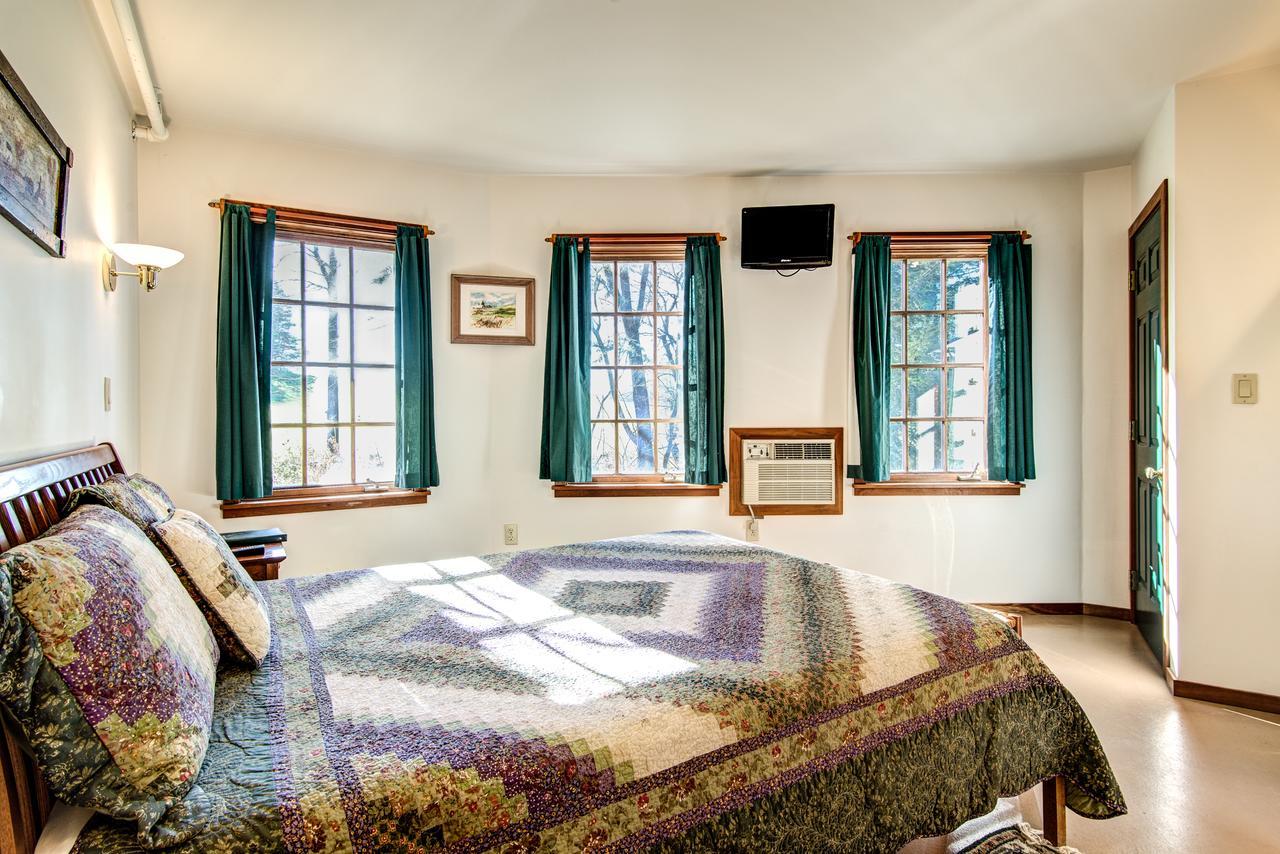 Breakfast On The Connecticut Bed and Breakfast Lyme Exterior foto